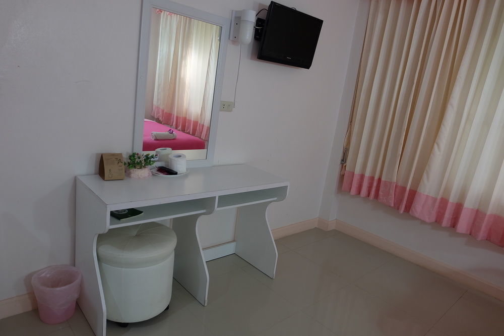 Wiangphumin Hotel Nan Buitenkant foto